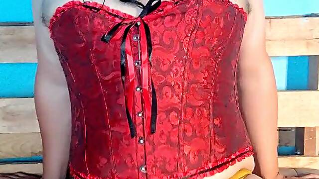 Chica Travesti con Corsette Caliente
