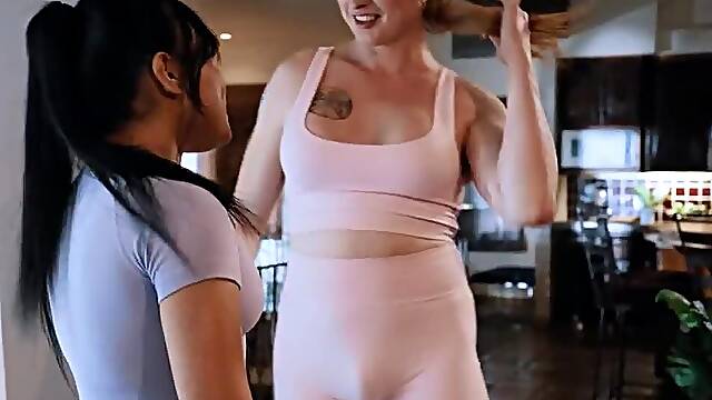 TRANSFIXED - Blake Lovely ANAL CREAMPIES Summer Col During Steamy Post-Jogging Rough Fuck Session