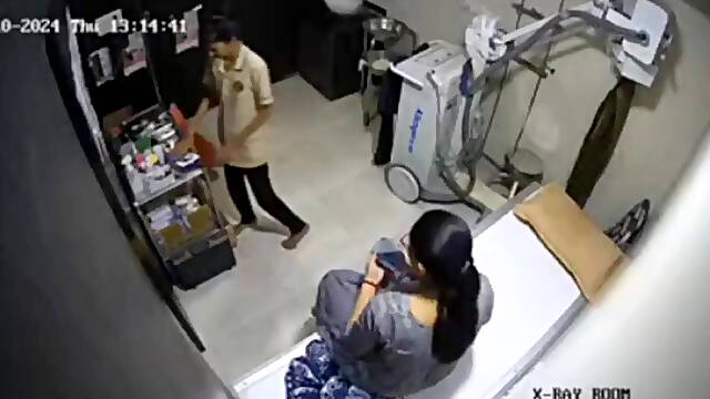 Indian Very Beautiful Lady Full Buttock Injection