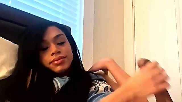 Small tits and big ass slut in big cock anal video