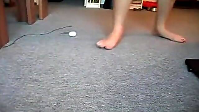 Nicole Charming Dildoing