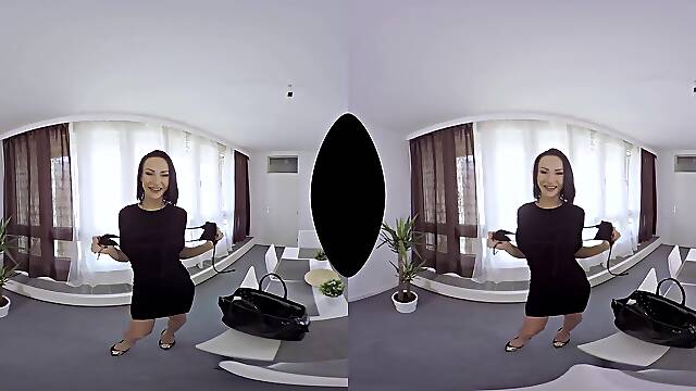 Kimber Lee in Temping Show-Off - SexLikeReal Shemale