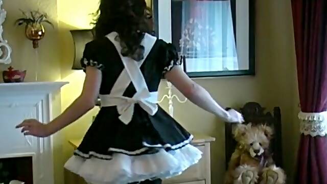 Sissy Maid dresses up for her mistress