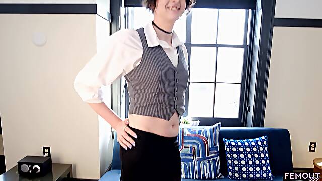 FEMOUT XXX - Elle Rivers Enjoys Her First Time Adult Shoot