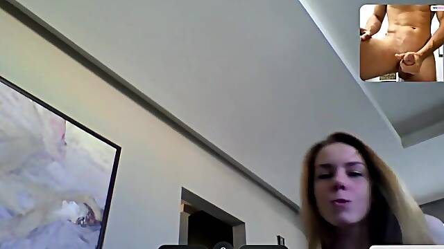Big areolas blonde on sexy videochat