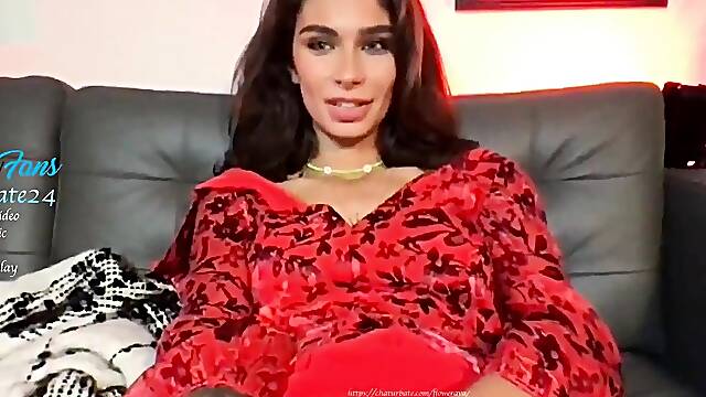 Horny and Hot T-Babe FlowerAva on Webcam 5