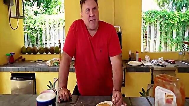 French casting first anal Holly Hendrix Has Some Fun With Her Dad'