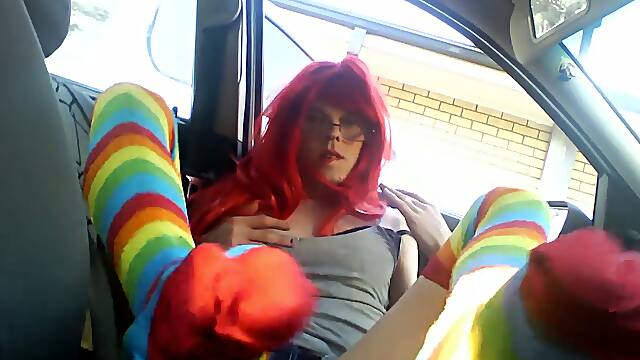 Sissy Kaitycake has Joy in the Passenger Seat