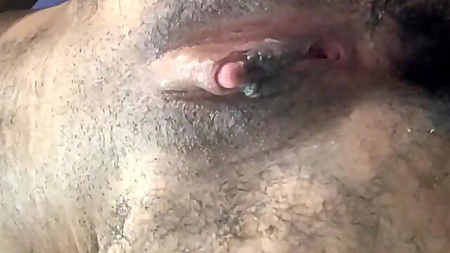 Chico trans se masturba