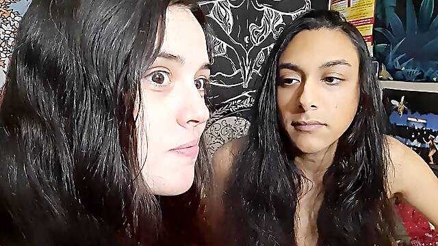 Real Duo Paramours Make Out Smooching Tongue Drool Emotional Orgasmic Smooches Munch Slobber Smooch ASMR