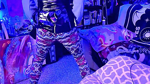 Sissy Butt Dance two