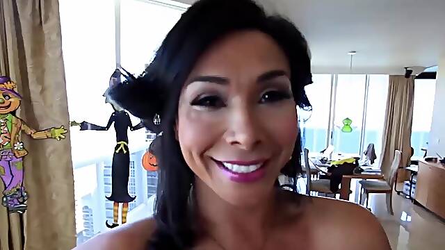TS porn behind the scenes with hot shemale Vaniity