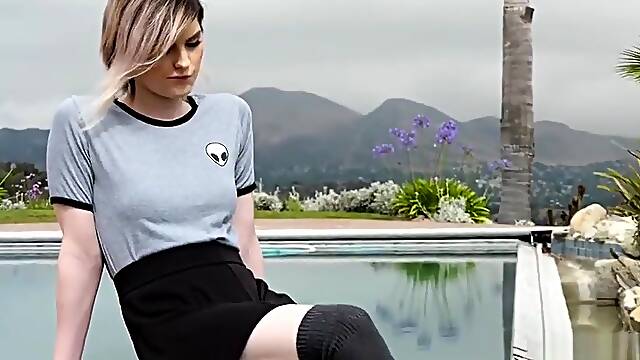 Deusa Ella Hollywood