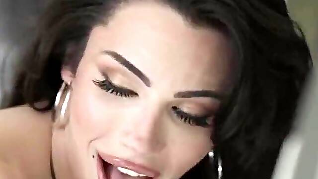 Unzip And Slip That Dick - Ariel Demure