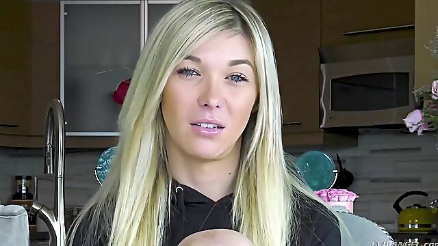 Astonishing Porn Movie Tranny Lingerie Unbelievable Show - Eli Hunter, Phoenix Marie And Colby Jansen