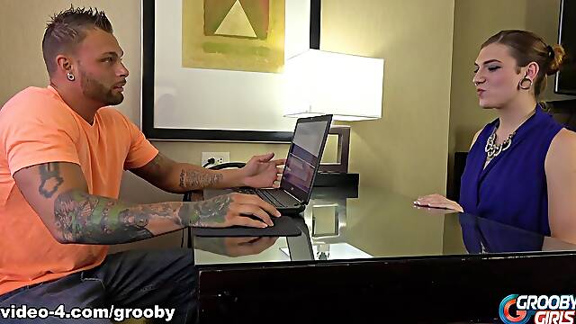 Cassidy Quinn Fucked By Kai Donec - GroobyGirls