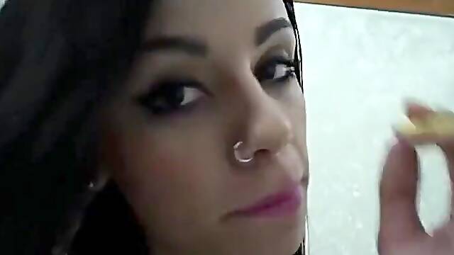 Iza Mendes - Pierced Deepthroat And sperm.avi