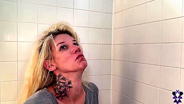 Juicy - Trans Urinate Domination