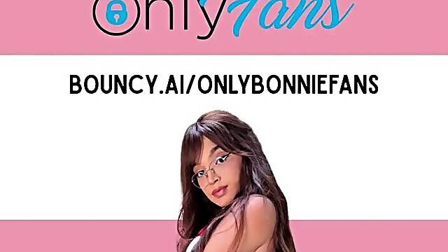 Bonnie showing off her thick, wet BUTT whilst playing her booty