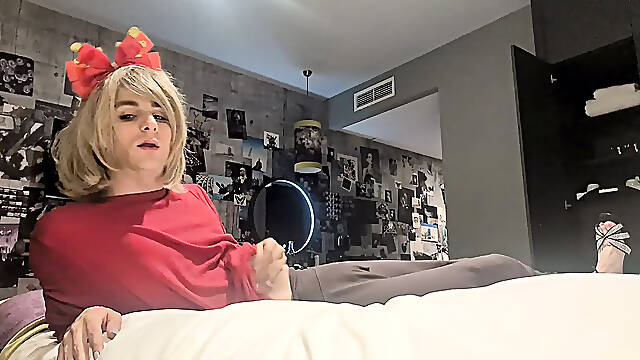 Girly Heather showing off her monster schlong