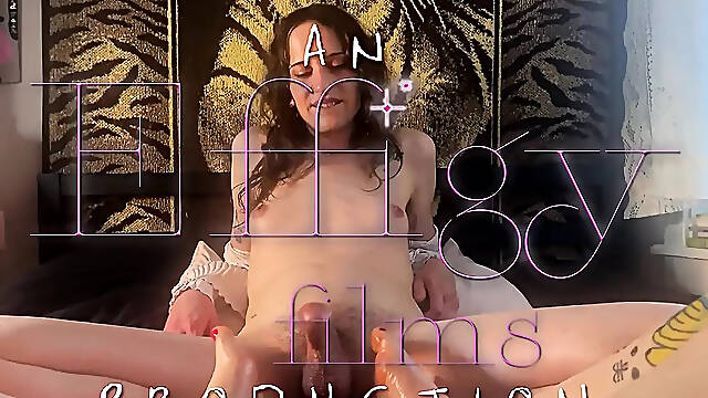 Our 1st Footjob - Transsexual Screws Exceedingly Arched Soles