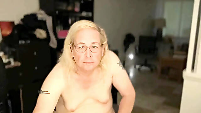 Tiffany trans mother Id like to fuck solo jerkoff