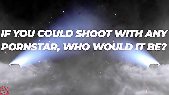 GROOBYGIRLS: SPOTLIGHT STACEY SUMMERS