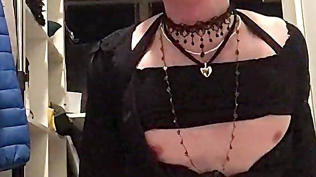 Sissy Cindy fag Stripped Talk