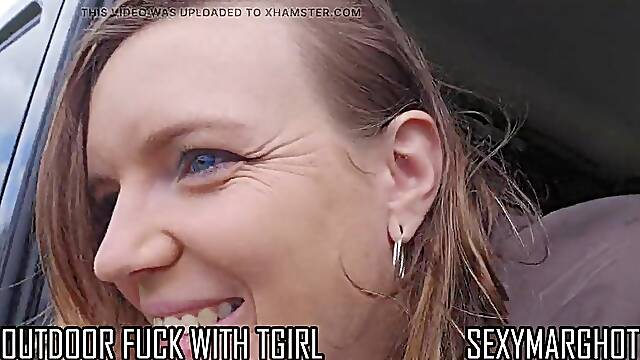 My girlfriend Transsexual LysiaVice bangs me in the back of my van by the sea
