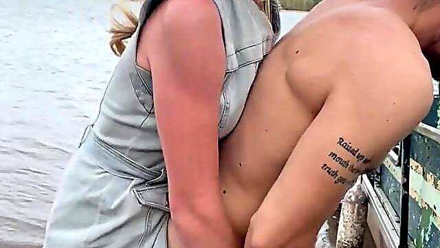 Southern trans woman screws her bf by the lake