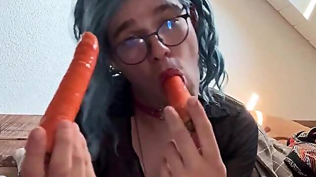 Sissy Bunny Blows n Bangs Carrot - Amateur Food Porn Part 1