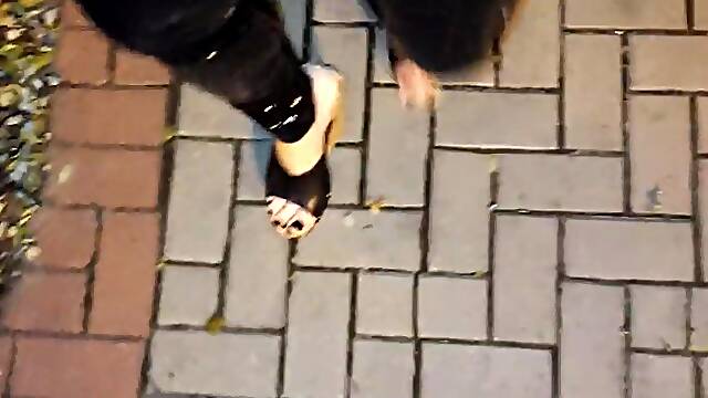 There's no thing like latex on a walk