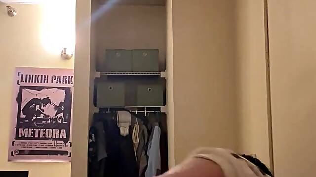 Ftm slut double stuffs himself with tentacle and plug