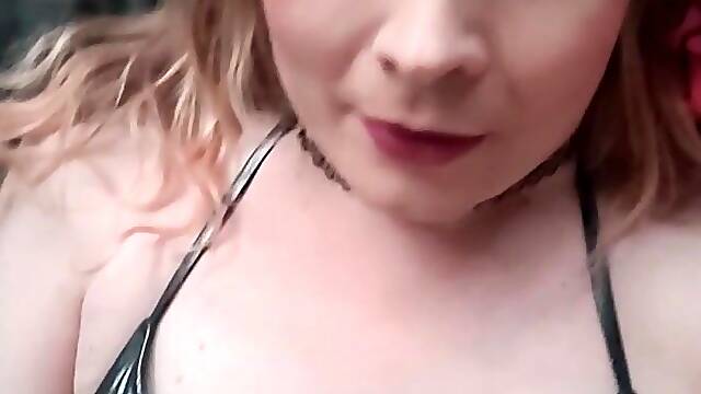 Showing off in my shiny underclothing and telling u in norwegian what I wish u to do with me