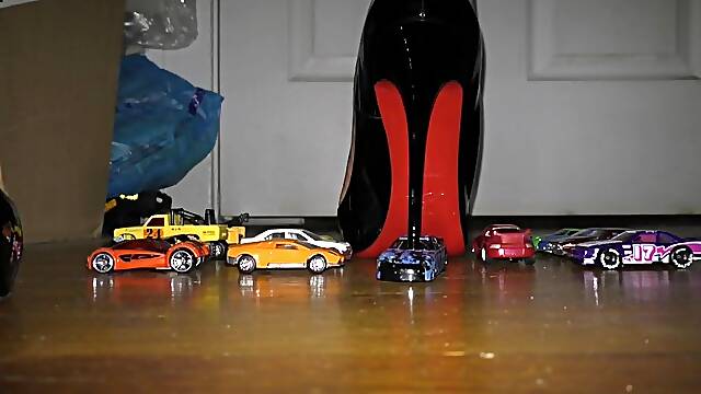 Amaninheels - Terrorizing a Parking Lot (teaser)
