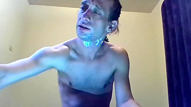 Transgirl Shaving Her Face