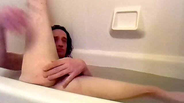 Shaving My Legs and Bootyhole in My Bathtub