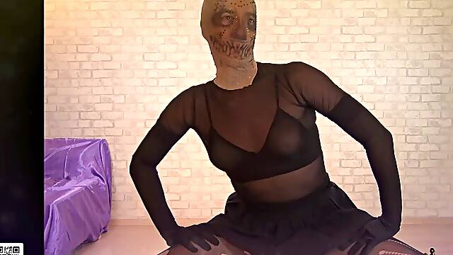 Dance striptease-forearms-free jism in nylon