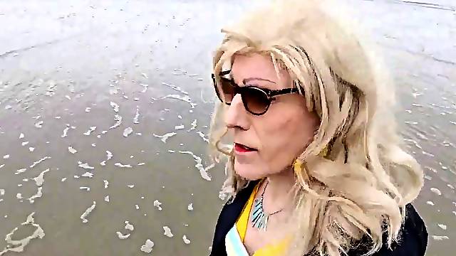 Mrs Samantha going for a walk on the beach