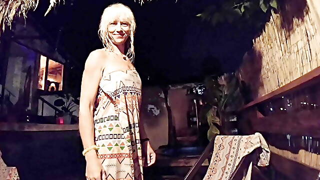 Alexa Cosmic in sauna... Wetlook posing and dancing... and nice photos...