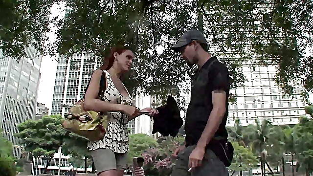 First date right in the ass fucked tranny shows lover what a hard cock is