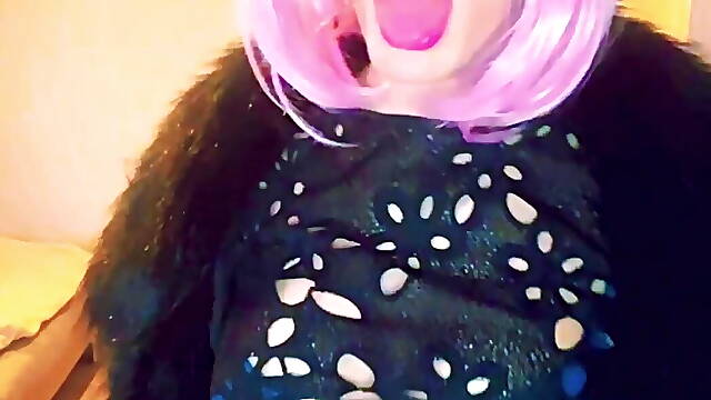 BIMBO BITCH Smoking Slut