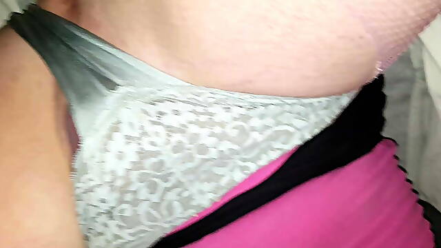 Young Crossdresser Squirts sperm out of pussy