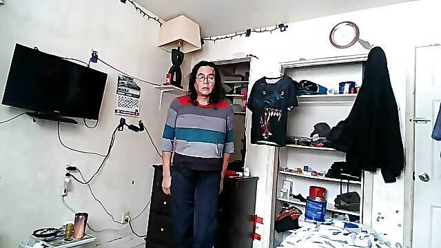 Horny mature crossdresser