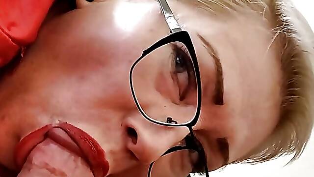 Aimee Hot MILF (aka AimeeParadise) - the Queen of married cocksuckers.!. (22)