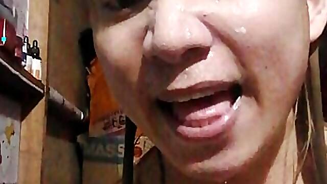 Ulitin ko na naman ang pag jakol sa loob ng aking rent room para masarap ang tulog