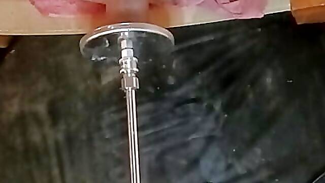 10 inch black lever. Stretches me out.