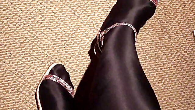 Hot Legs dressing Black Glossy tights, Satin Pink Skirt &amp; So Sexy Pink sandals.