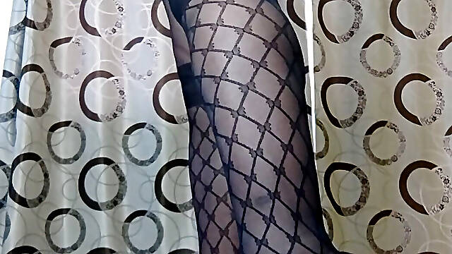 Would you like to fuck me in tights?