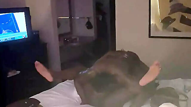 JayShana Lawton throws King D Valentine to birthday jacuzzi suite